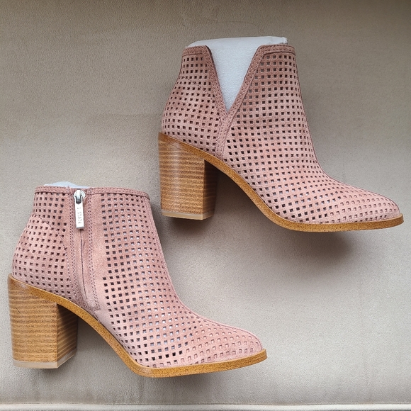 1. State Booties - Picture 3 of 7